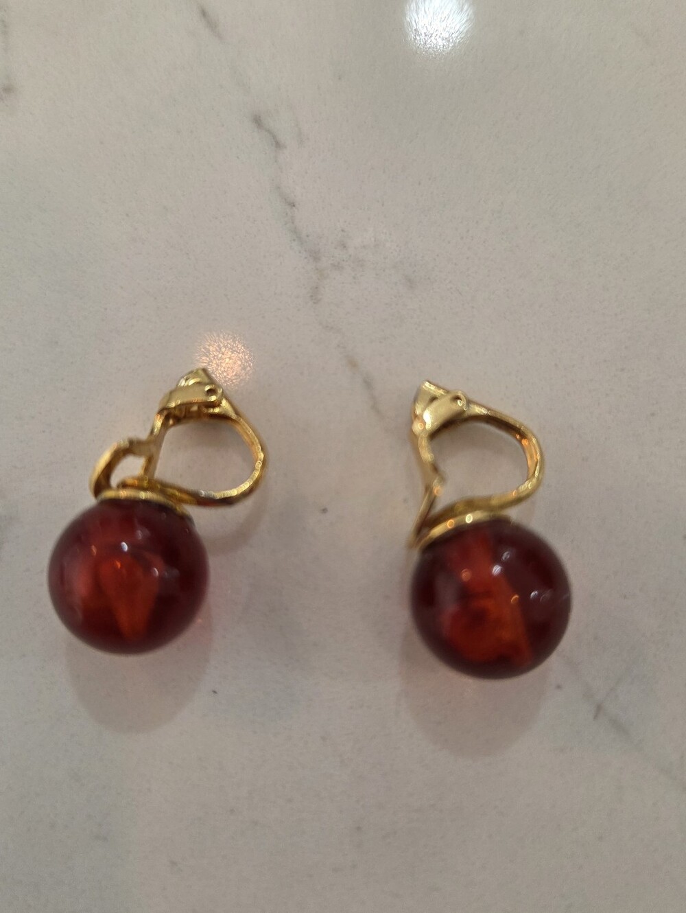 Vintage Art Deco Style Red Cherry Orb Gold Tone Clip On Earrings